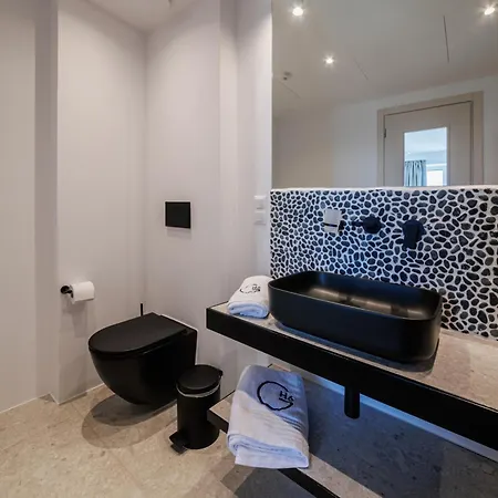 빌라 Ammos With Private Pool, Sauna & Seaview 지아로바