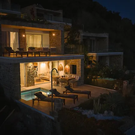 Ammos With Private Pool, Sauna & Seaview 빌라 지아로바