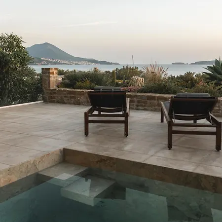 Villa Ammos With Private Pool, Sauna & Seaview *