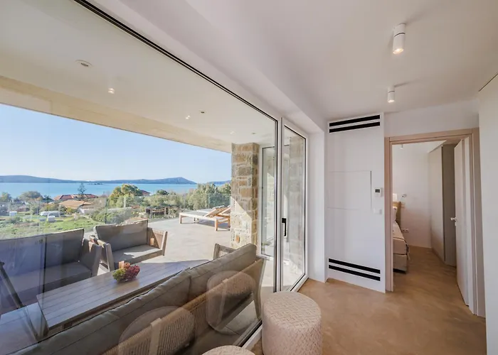 别墅 Ammos With Private Pool, Sauna & Seaview 吉亚洛瓦