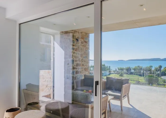 Ammos With Private Pool, Sauna & Seaview 吉亚洛瓦